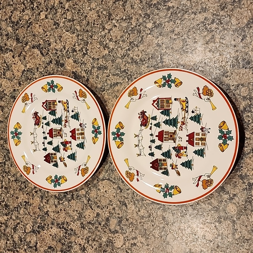 Jamestown China, The Joy Of Christmas, 7.5" Salad Plates, Set of 2